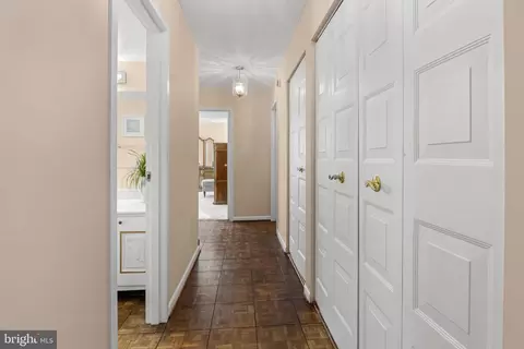 Entry Way - 205 E Joppa Rd #1706, Towson, MD 21286 photo 5 of 5