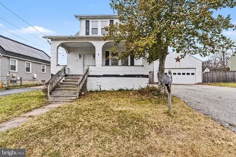 7830 Shepherd Ave, Parkville, MD 21234