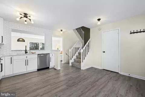 21 Sandstone Ct, Nottingham, MD 21236 photo 6