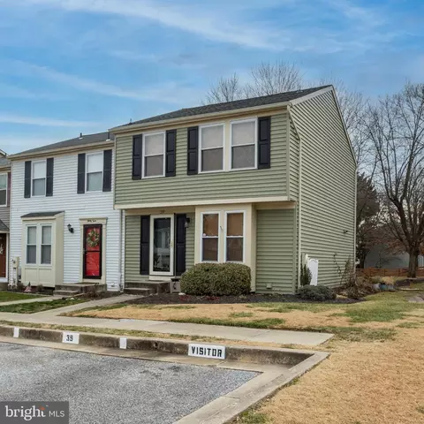 39 Trailwood Rd, Nottingham, MD 21236