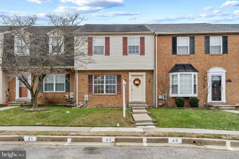 41 Chesthill Ct, Nottingham, MD 21236