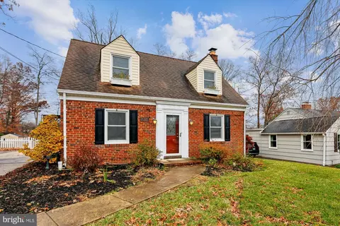 229 Gralan Rd, Catonsville, MD 21228