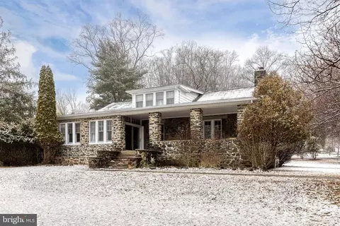 2004 Westchester Ave, Catonsville, MD 21228