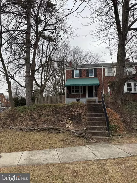 7237 Lanark Rd, Baltimore, MD 21212 photo 2