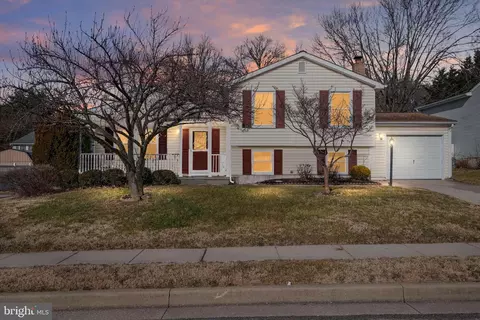 226 Compass Rd, Essex, MD 21221