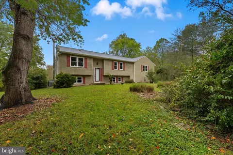 17 Mamopa Ct, Reisterstown, MD 21136