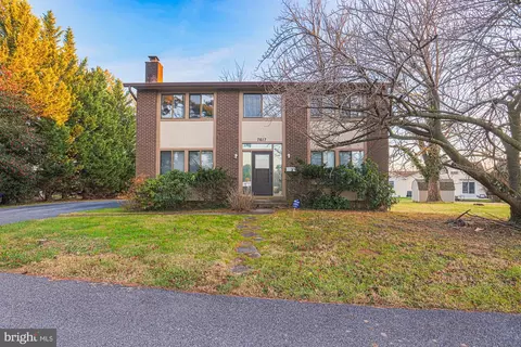7617 7 Mile Ln, Pikesville, MD 21208