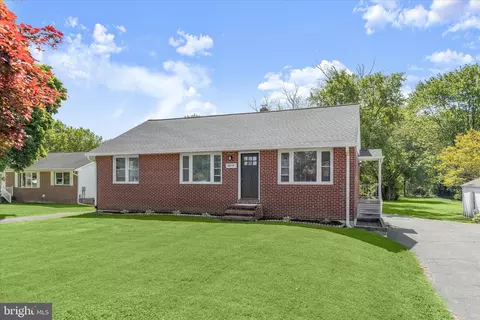 10119 Bird River Rd, Middle River, MD 21220