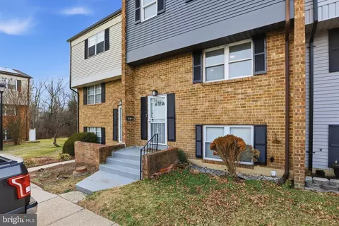 14 Sharrow Ct, Windsor Mill, MD 21244