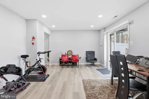 Entry Way - 14 Sharrow Ct, Windsor Mill, MD 21244 photo 7 of 7