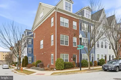 31 Meridian Ln, Towson, MD 21286
