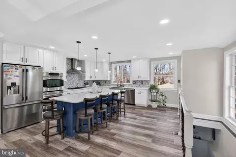 74 Yew Rd, Essex, MD 21221