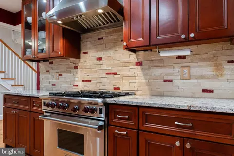 Kitchen - 101 Thicket Rd, Baltimore, MD 21212 photo 2 of 2