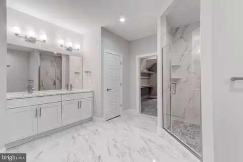 Entry Way - 3114 Mount Zion Rd, Upperco, MD 21155 photo 10 of 13