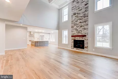 Living - 3114 Mount Zion Rd, Upperco, MD 21155 photo 7 of 12
