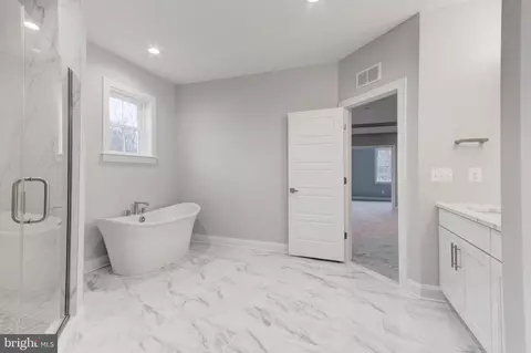 Bath - 3114 Mount Zion Rd, Upperco, MD 21155 photo 6 of 6