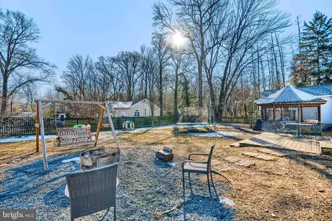 Exterior - 11513 Eastern Ave, Middle River, MD 21220 photo 6 of 7