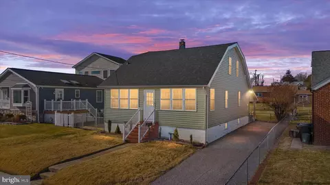 1924 Sunberry Rd, Dundalk, MD 21222