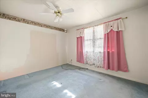 Bedroom - 446 Bigley Ave, Halethorpe, MD 21227 photo 6 of 7
