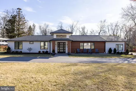 3525 Barton Oaks Rd, Pikesville, MD 21208