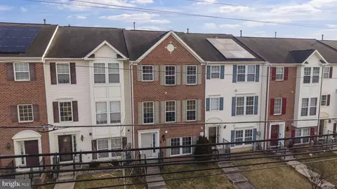 View/Area - 811 Middle River Rd, Middle River, MD 21220 photo 1 of 4