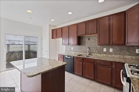 Kitchen - 811 Middle River Rd, Middle River, MD 21220 photo 1 of 2