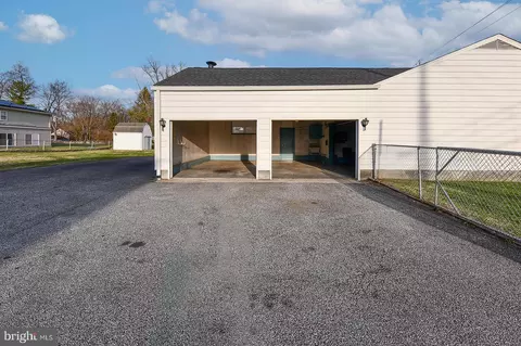 Exterior - 3702 E Joppa Rd, Nottingham, MD 21236 photo 9 of 13