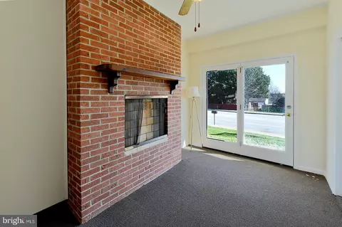 Living - 3702 E Joppa Rd, Nottingham, MD 21236 photo 12 of 15