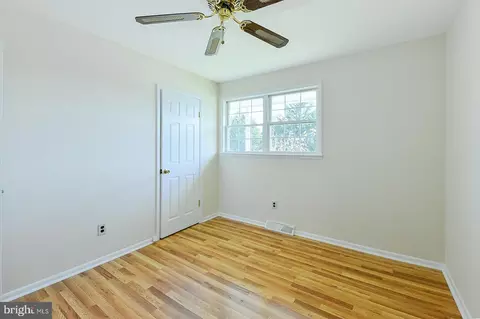 Bedroom - 3702 E Joppa Rd, Nottingham, MD 21236 photo 10 of 10