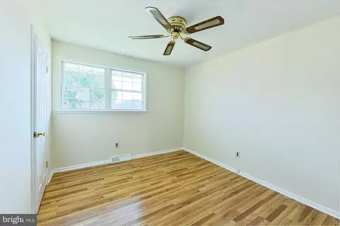 Bedroom - 3702 E Joppa Rd, Nottingham, MD 21236 photo 9 of 10