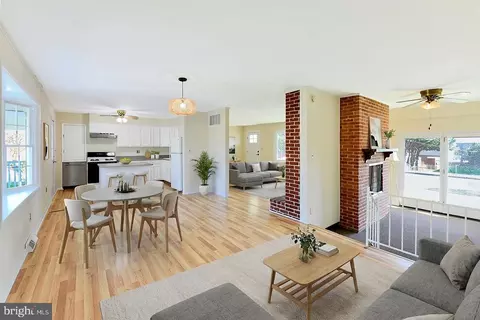 Living - 3702 E Joppa Rd, Nottingham, MD 21236 photo 6 of 15