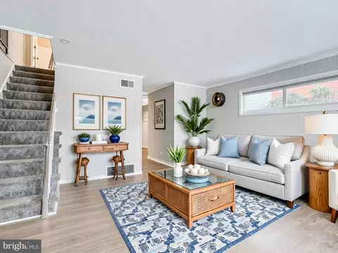 2014 Larkhall Rd, Dundalk, MD 21222