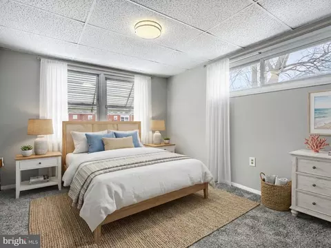 Bedroom - 2014 Larkhall Rd, Dundalk, MD 21222 photo 5 of 6