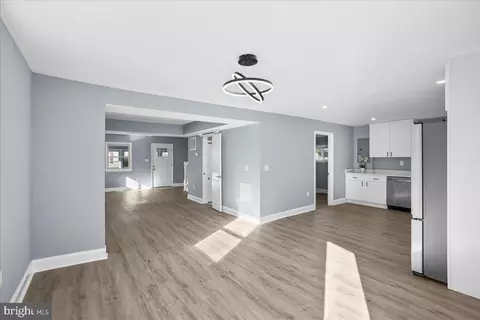 Entry Way - 57 Transverse Ave, Middle River, MD 21220 photo 7 of 14