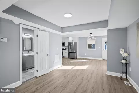 Entry Way - 57 Transverse Ave, Middle River, MD 21220 photo 5 of 14