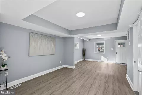 Entry Way - 57 Transverse Ave, Middle River, MD 21220 photo 6 of 14