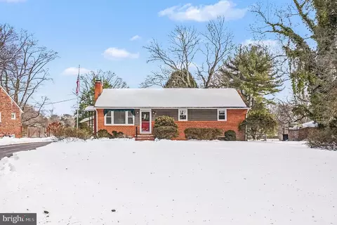 12517 Regwood Rd, Hydes, MD 21082
