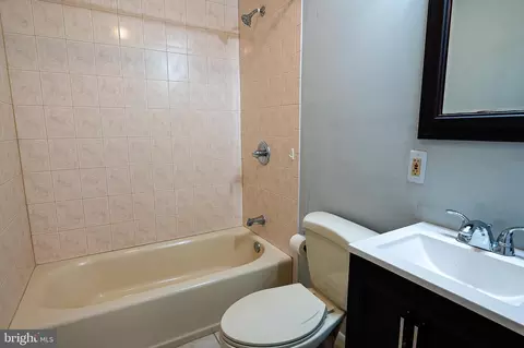 3167 Bero Rd, Lansdowne, MD 21227 photo 15
