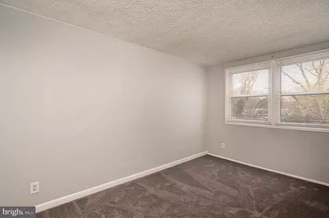 3167 Bero Rd, Lansdowne, MD 21227 photo 16