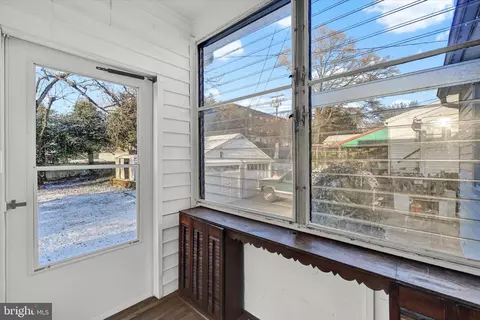 Exterior - 1032 Elm Ridge Ave, Baltimore, MD 21229 photo 3 of 6
