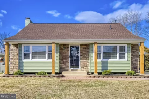 2504 Oak Manor Rd, Sparrows Point, MD 21219