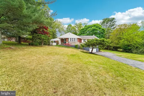 1905 Cedar Circle Dr, Catonsville, MD 21228