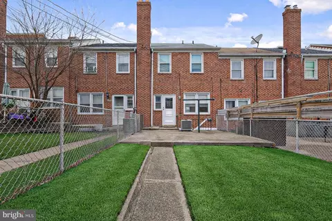 Exterior - 7107 Baltimore St, Baltimore, MD 21224 photo 1 of 6