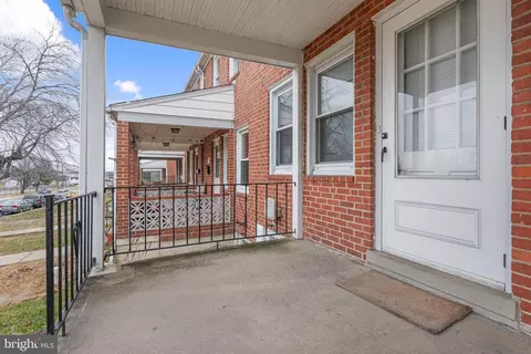 Exterior - 7107 Baltimore St, Baltimore, MD 21224 photo 5 of 6