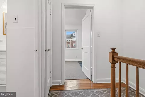 Entry Way - 7107 Baltimore St, Baltimore, MD 21224 photo 4 of 4