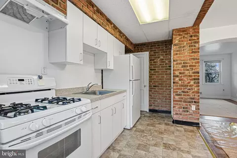 Kitchen - 7107 Baltimore St, Baltimore, MD 21224 photo 2 of 2