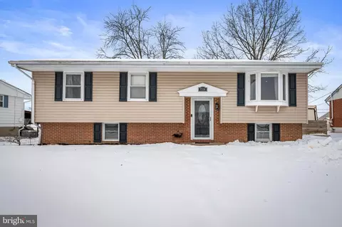 9514 Holiday Manor Rd, Nottingham, MD 21236