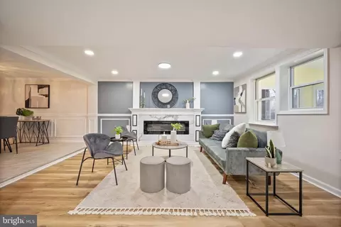 Living - 417 Meadow Rd, Baltimore, MD 21206 photo 4 of 5