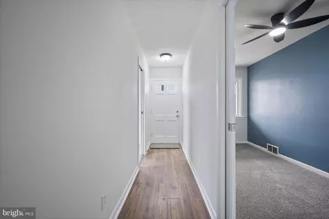 Entry Way - 417 Meadow Rd, Baltimore, MD 21206 photo 3 of 11