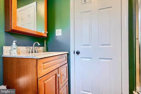 Bath - 5706 Allender Rd, White Marsh, MD 21162 photo 2 of 4